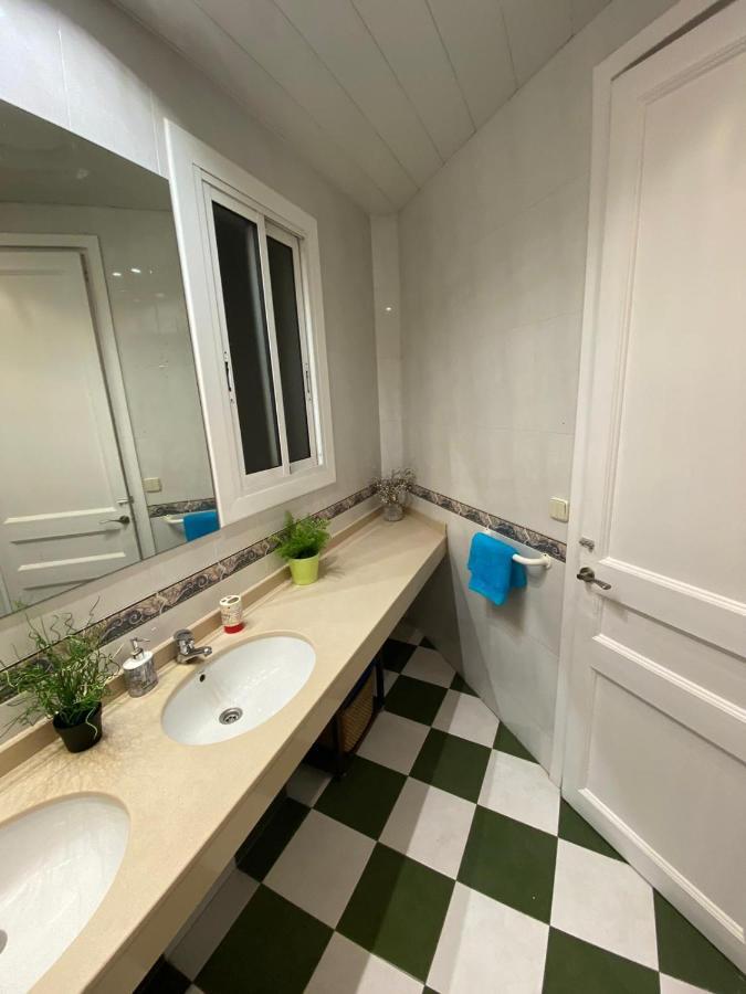 Rooms Tetu Barcelona Exterior photo