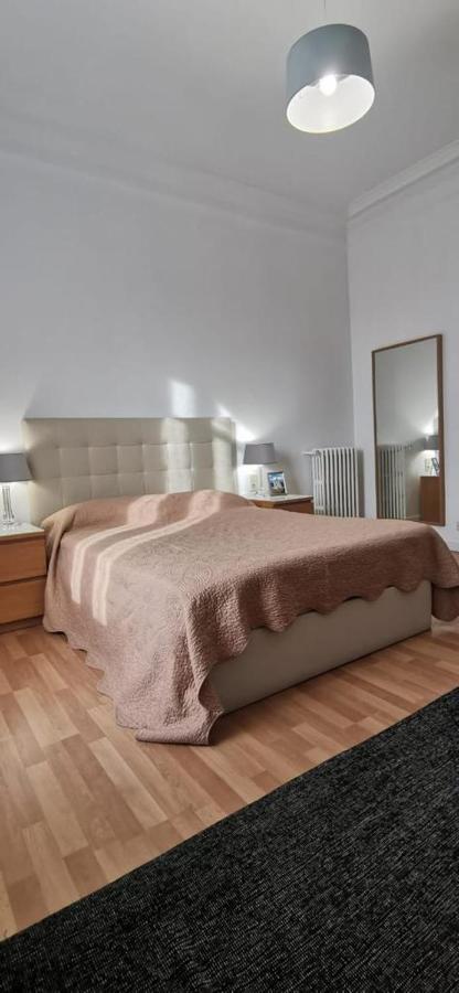 Rooms Tetu Barcelona Exterior photo