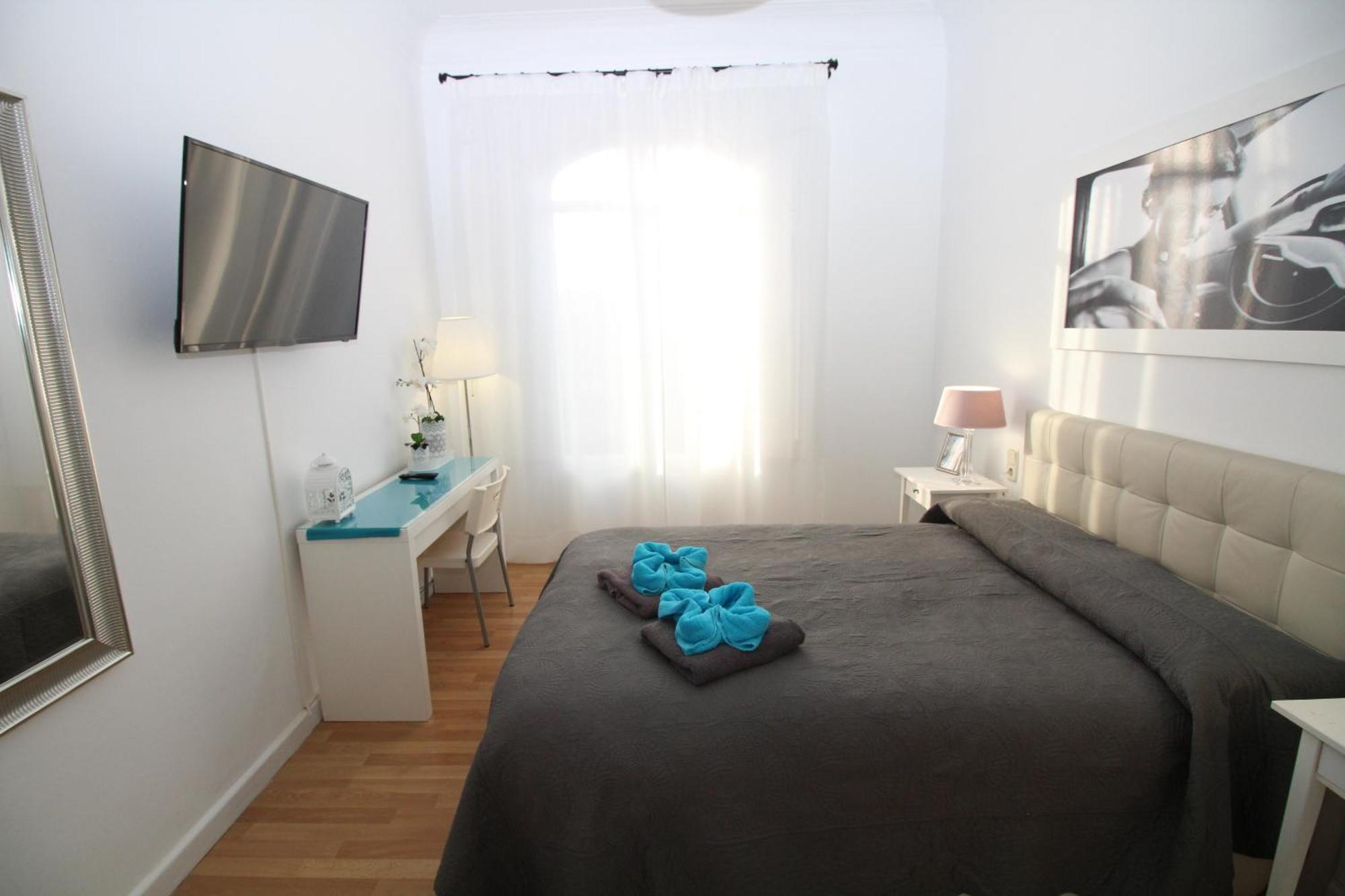 Rooms Tetu Barcelona Exterior photo