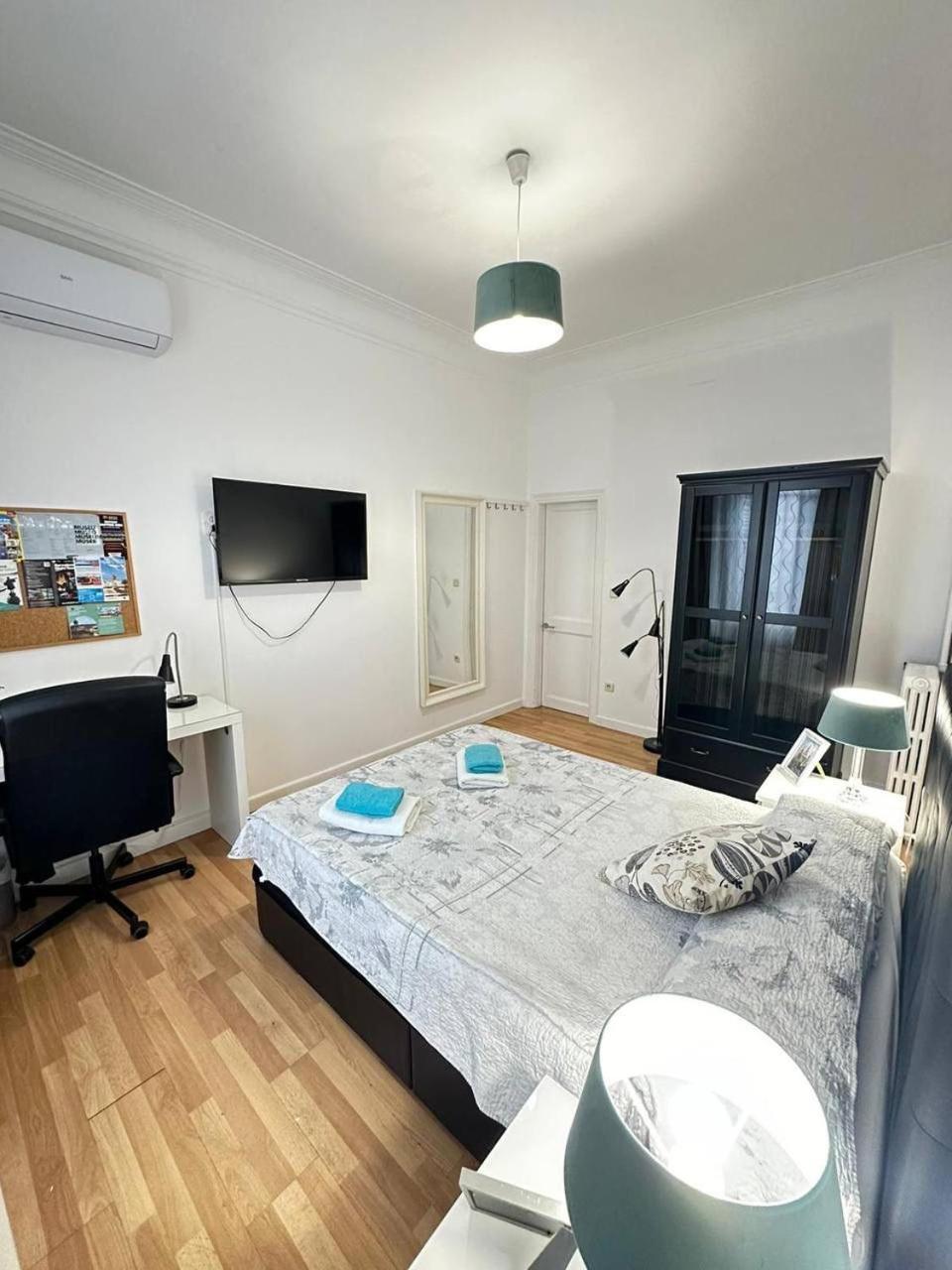 Rooms Tetu Barcelona Exterior photo