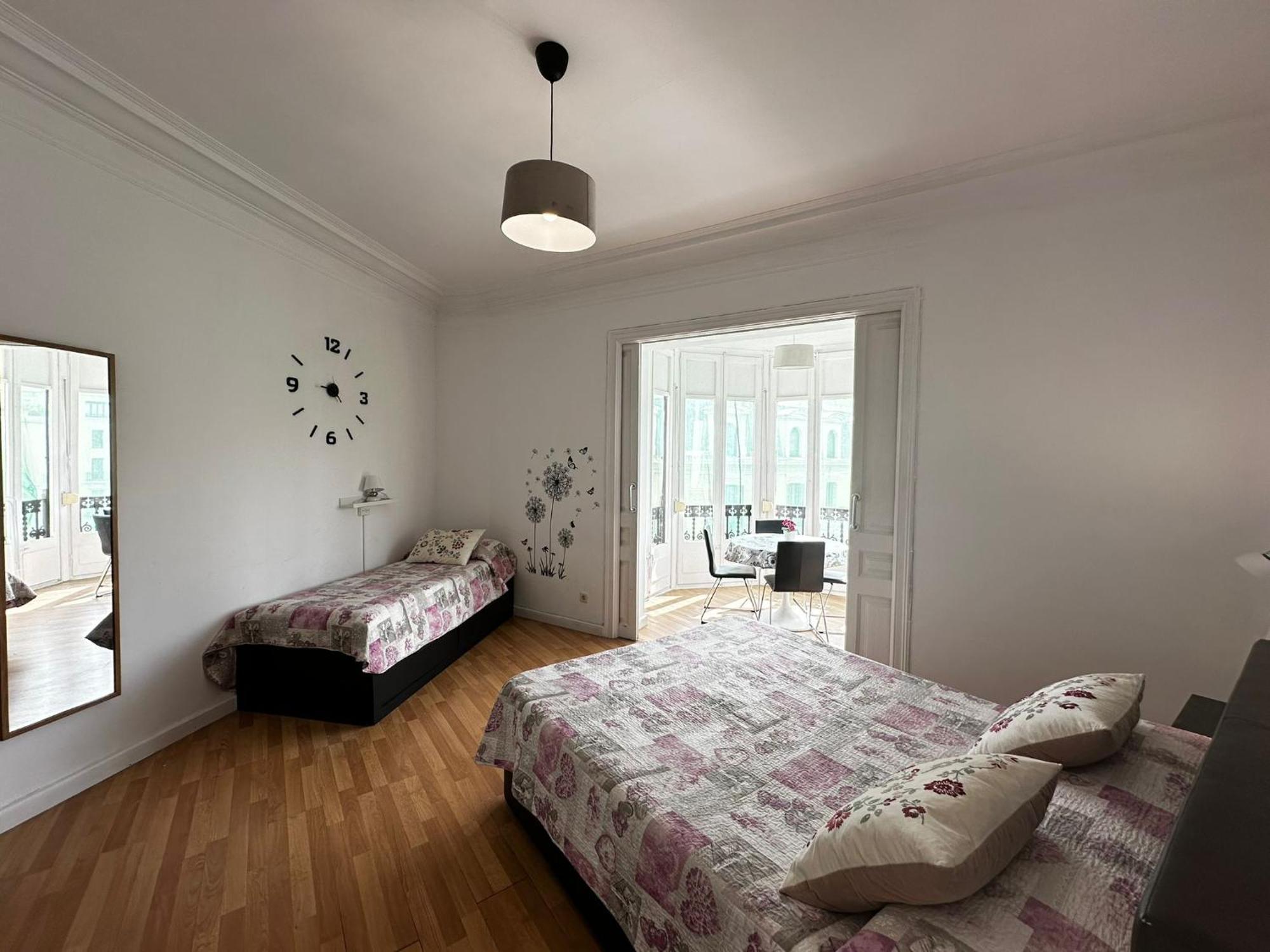 Rooms Tetu Barcelona Exterior photo