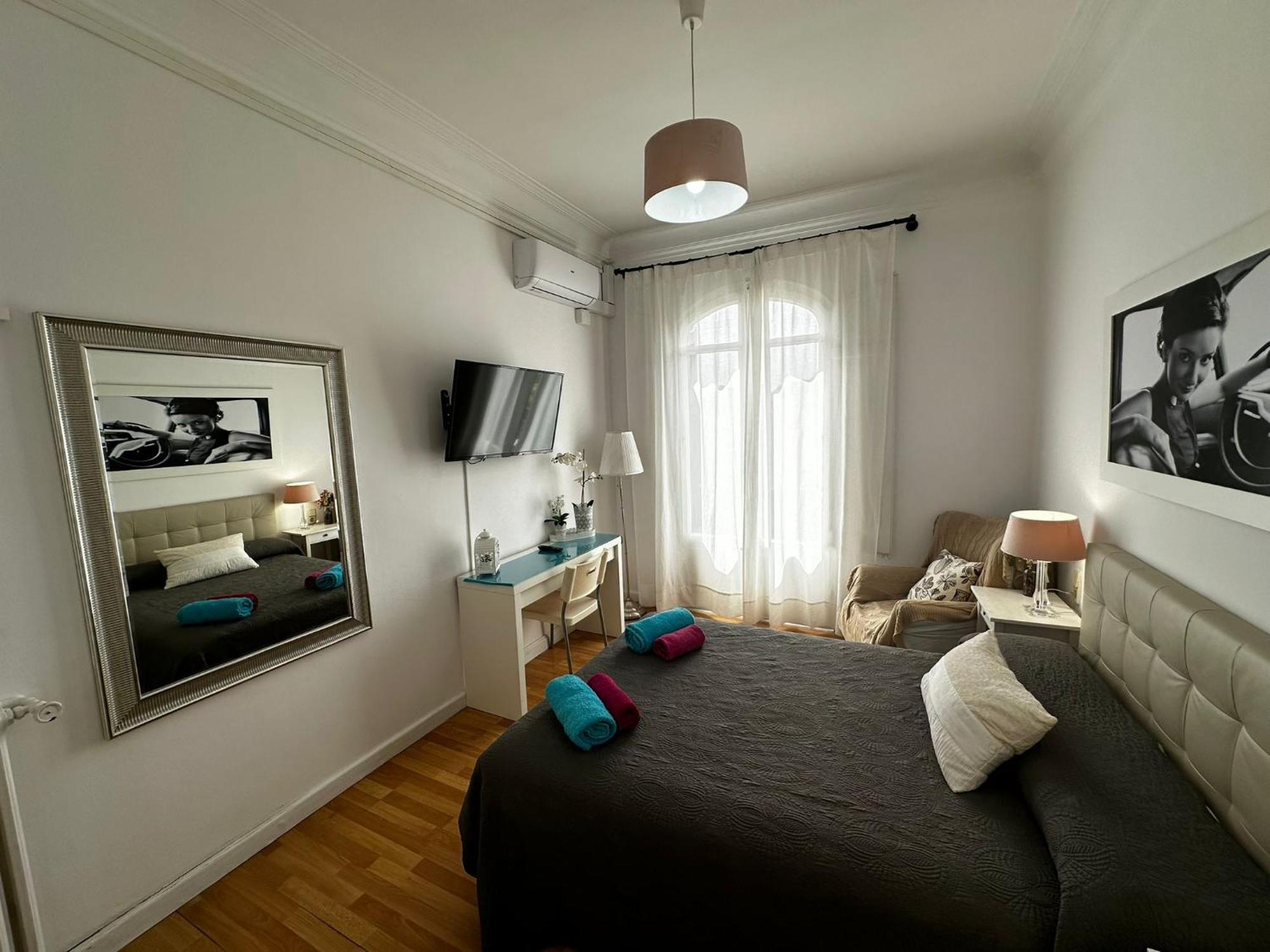 Rooms Tetu Barcelona Exterior photo